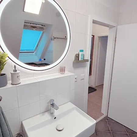 Nisay - House - Location - 5 Apartment