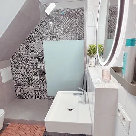 Nisay - House - Location - 5 Apartment Ludwigsburg