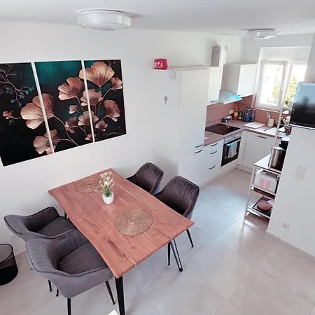 Apartment Nisay - House - Location - 5